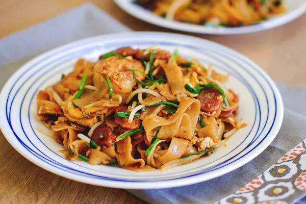 在新加坡，没吃过这60种美食，你就白来了