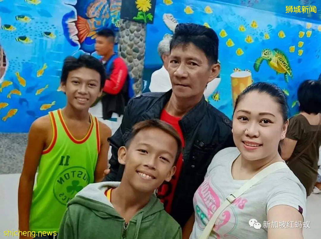 疫情期间 有女佣担心家人在政变的安危,有的隔着屏幕看丈夫咽气