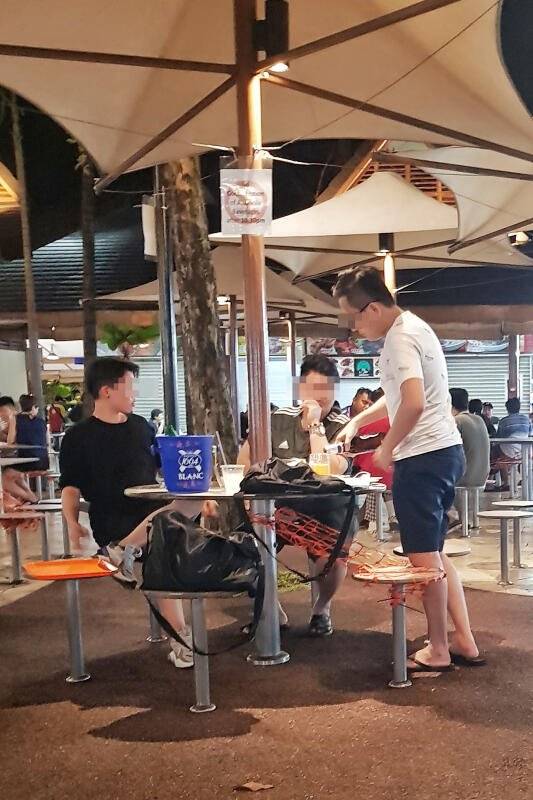 ◤新国CCB◢ 无视晚上10点半禁令  多人违规聚集喝酒