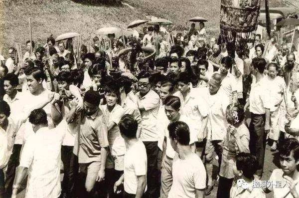 揭秘!新加坡這麽小,哪來的錢壕撒千億補貼