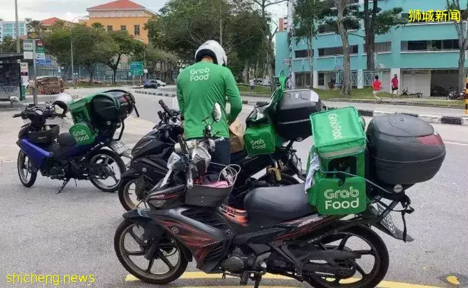 新加坡外卖小哥晒收入,月入8000+新币,一个月31天无休