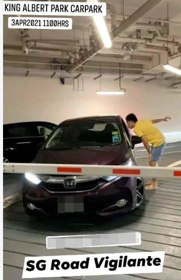 男子进入停车场被拒！竟然一怒之下堵住了停车场入口