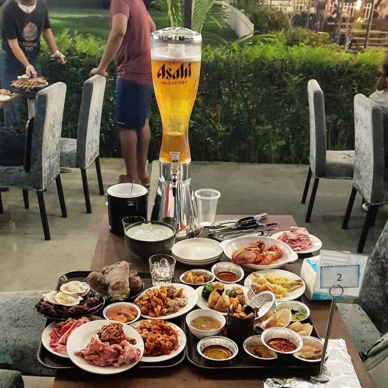 新加坡最大户外自助餐,犹如置身“小泰国”!自助烧烤顶级食材、龙虾🦞海鲜吃到爽