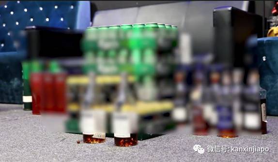 新加坡警方深夜突击歌厅影片曝光!木门碎裂,把手也掉落在地