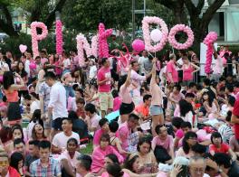 Pink Dot粉红点集会，让我想起台湾选举嘉年华