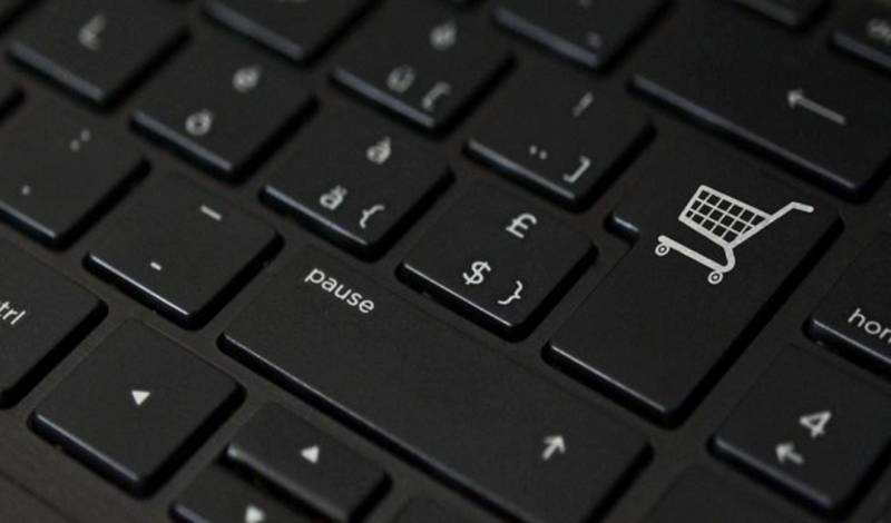 新加坡女子涉及多起电子商务诈骗~本地银行贷款连续6个月下滑