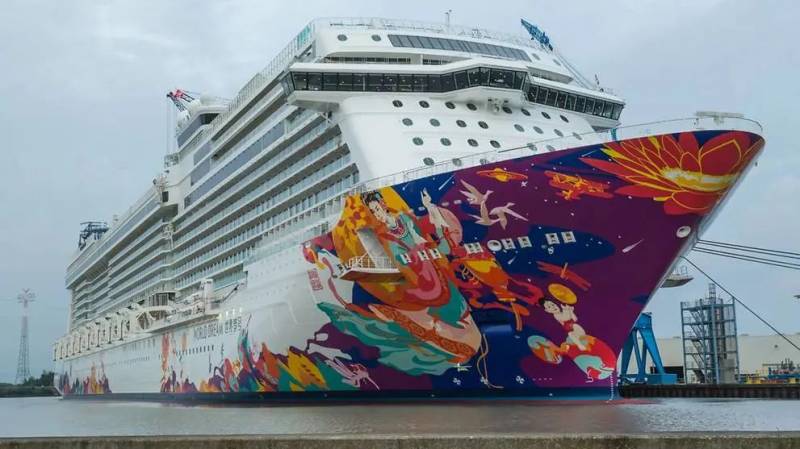 作为经济支柱的旅游业因新冠疫情遭受打击,“重新探索新加坡”计划恐难挽回损失