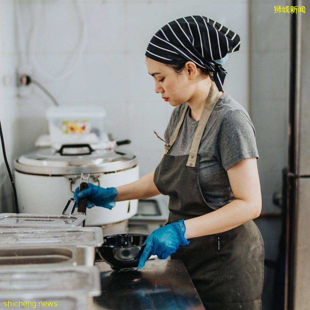 新加坡”首家”普吉岛风味美食”干稀饭 🍲”来到新加坡