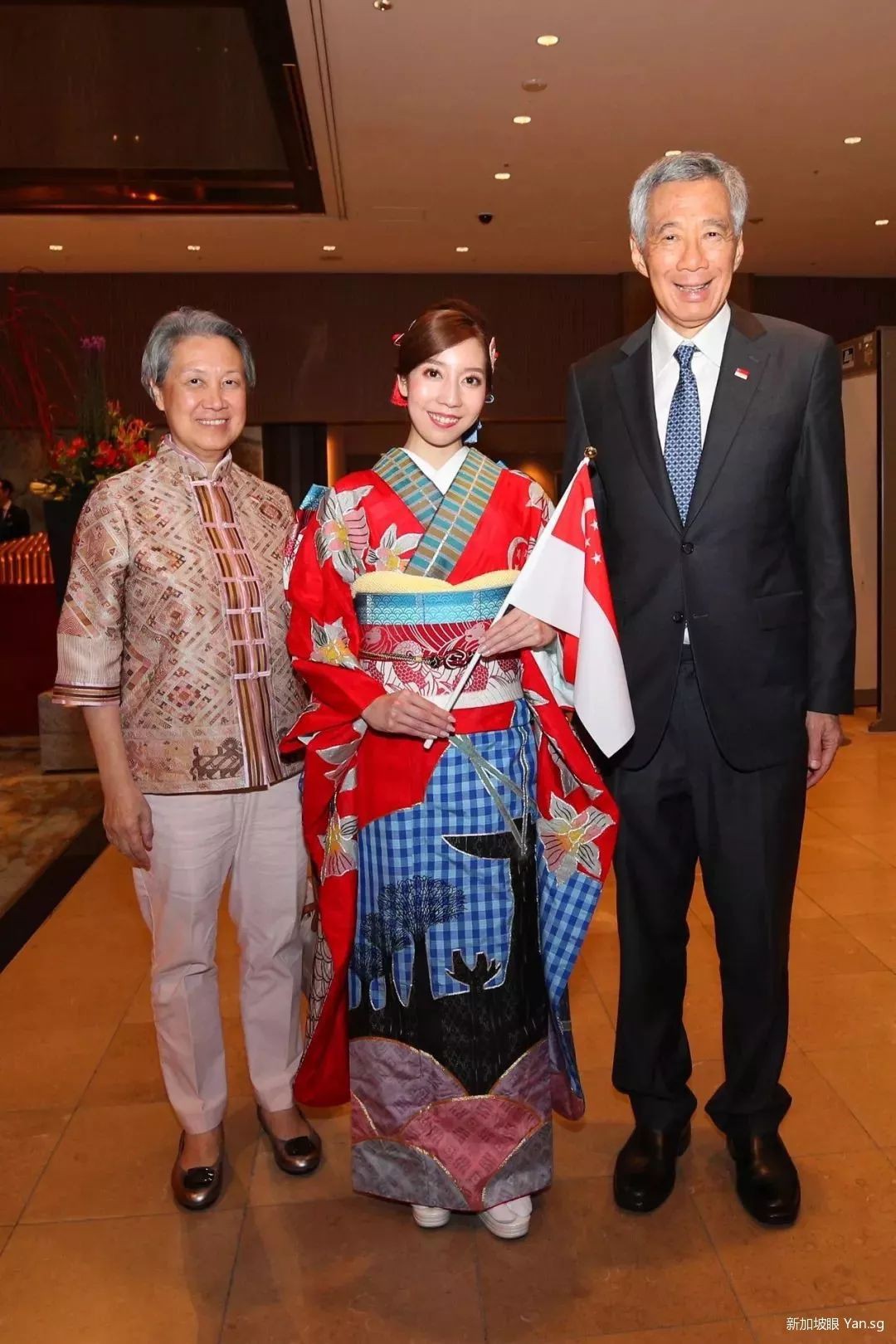 李显龙CP秀恩爱放大招:在韩国搭了个“凯旋门”!