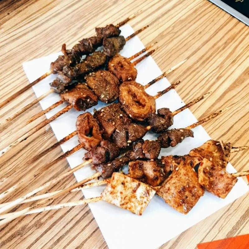 想家的老鐵們來個熱乎乎的“東北鐵鍋炖”吧