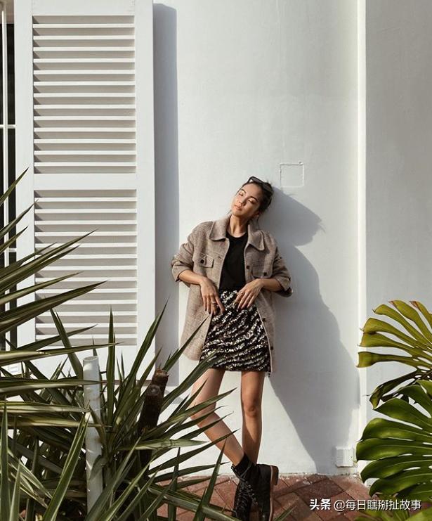 关注不断上升的新加坡亚裔时尚博主,所有小个子的暖心穿搭指南