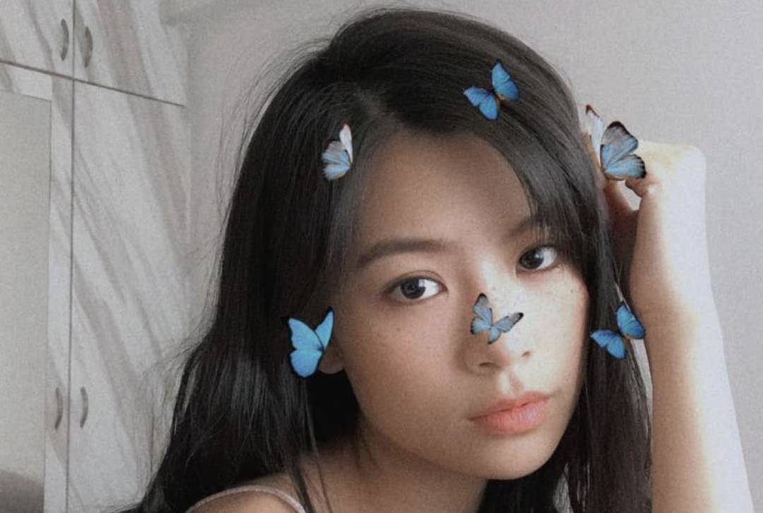 新加坡5死1伤车祸：为救男友80%烧伤的美女歌星，刚脱离危险！她还得面对这些