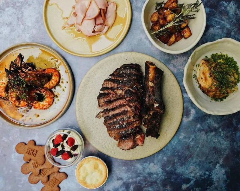 聖誕倒計時,是時候計劃一頓浪漫的新加坡聖誕大餐啦