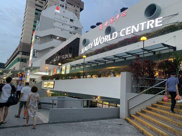 ◤武汉肺炎◢见人戴口罩就趋前猛咳 怪男吓坏人