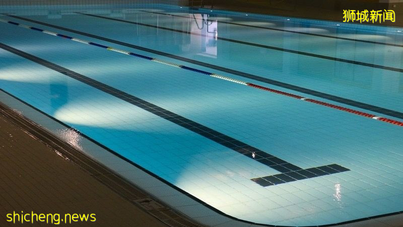 约瑟夫·斯库林游泳学校前经理被控诈欺