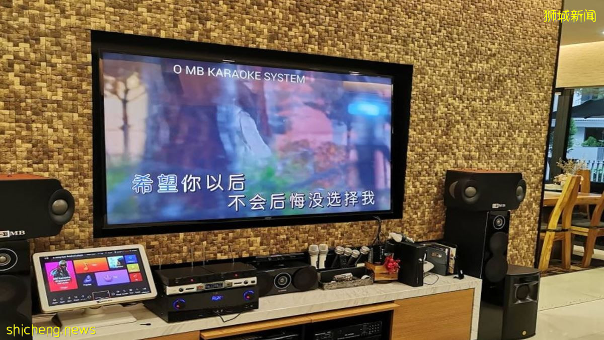 现在在家就是要唱歌，疫情期间也可以在家嗨