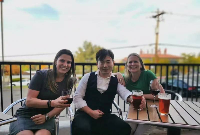 從初中畢業生到化妝師 我在新加坡的奮鬥史