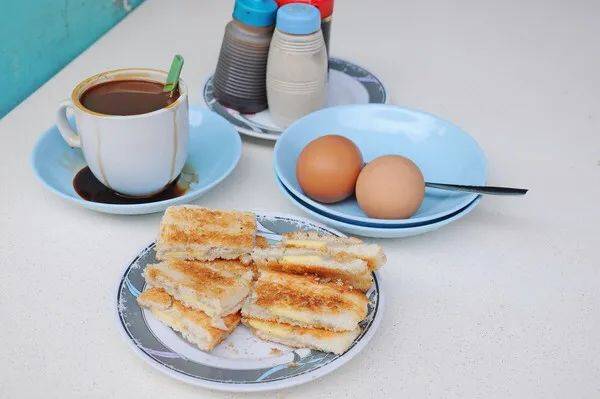 南洋特色咖啡搭配新加坡式早餐,滿足你不一樣的味蕾