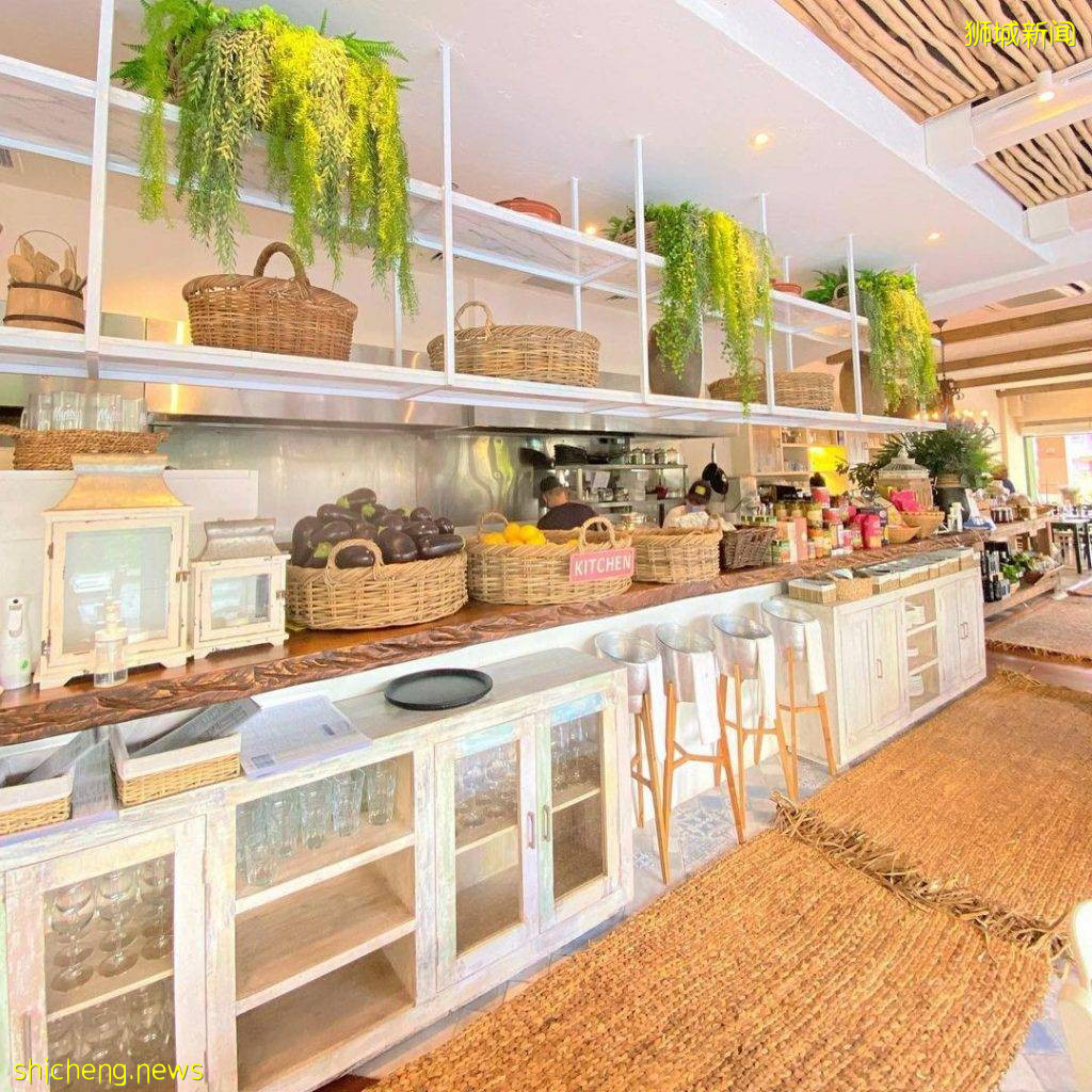 一秒穿越到希腊🇬🇷地中海风情餐厅Blu Kouzina🍲地道正宗美食、蓝白小镇风格,开启悠闲度假心情