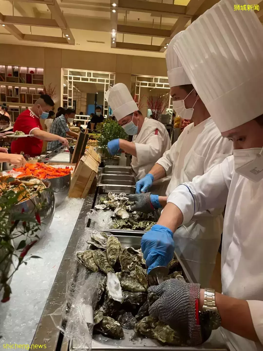 吃龙虾吃到撑,备品都是BYREDO的,推荐这间新加坡宝藏酒店