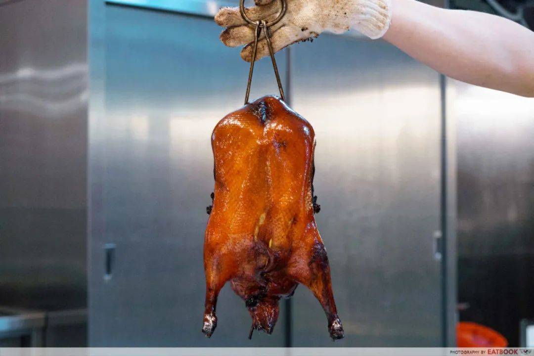 太髒了！新加坡這個小販中心引發網友熱議