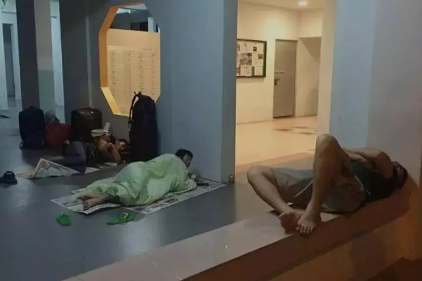 新加坡富人天堂？居者有其屋？夜幕下露宿街頭的流浪漢是否見過