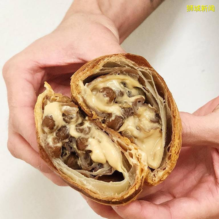 裂牆推薦坡上的珍珠奶茶零食們~姐妹們，吃起來