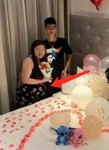 最新进展！弃婴台湾的新加坡籍情侣被捕！网友高呼：送回去