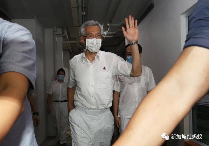 新加坡总理的2021新年献词:看见曙光了,经济回稳了,但未到庆祝胜利之时