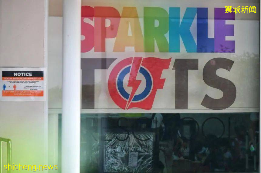 確診一周翻25倍！新加坡已有8所學校、30間巴刹中招！部長：沒打疫苗少出門