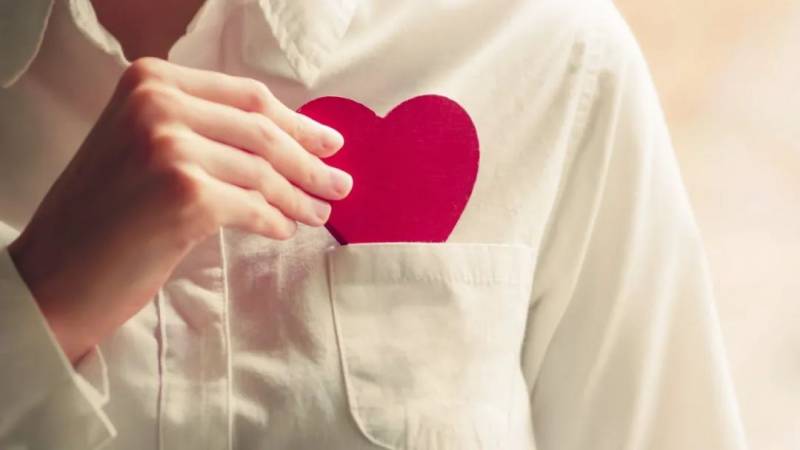 新加坡政府推出“跨越成見，退去標簽”活動，鼓勵民衆積極面對疫情帶來的心理健康問題