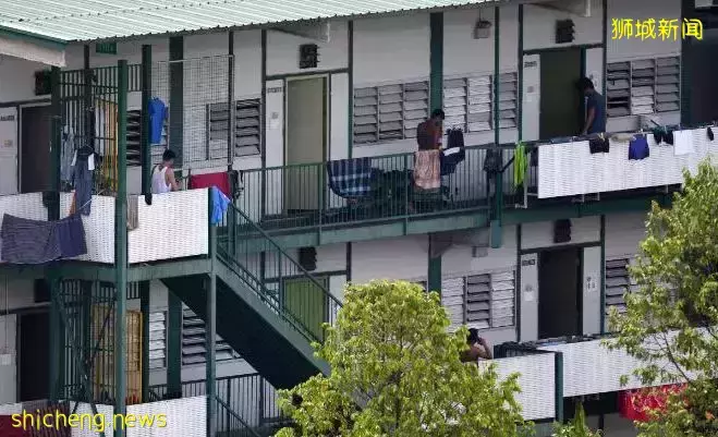 從12月4日晚上11點59分起, 以下行業S准證和工作准證不得透過 VTL 進入新加坡