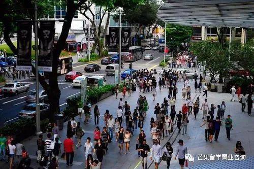 生育率僅1.1創新低、人口危機下的新加坡,要對這些外國人放開PR政策