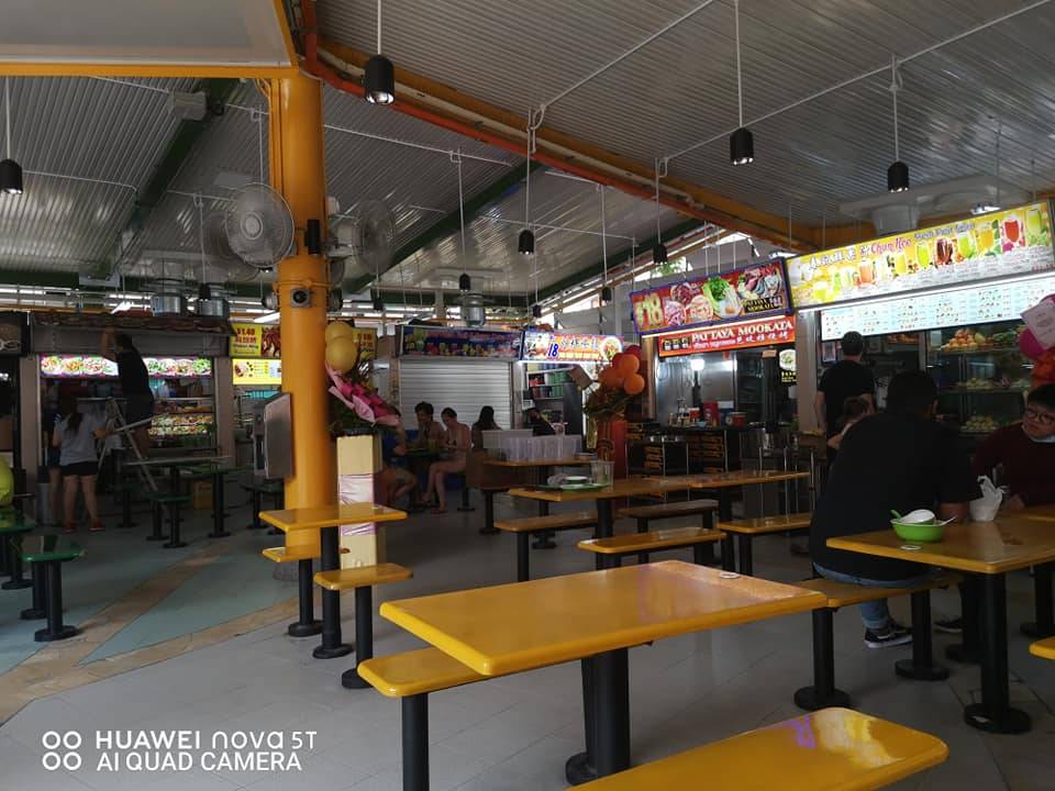 Zion Riverside Food Centre翻新後正式重開💥新舊攤位恢複營業，增設插電座+無障礙通道+自動托盤歸還站✨