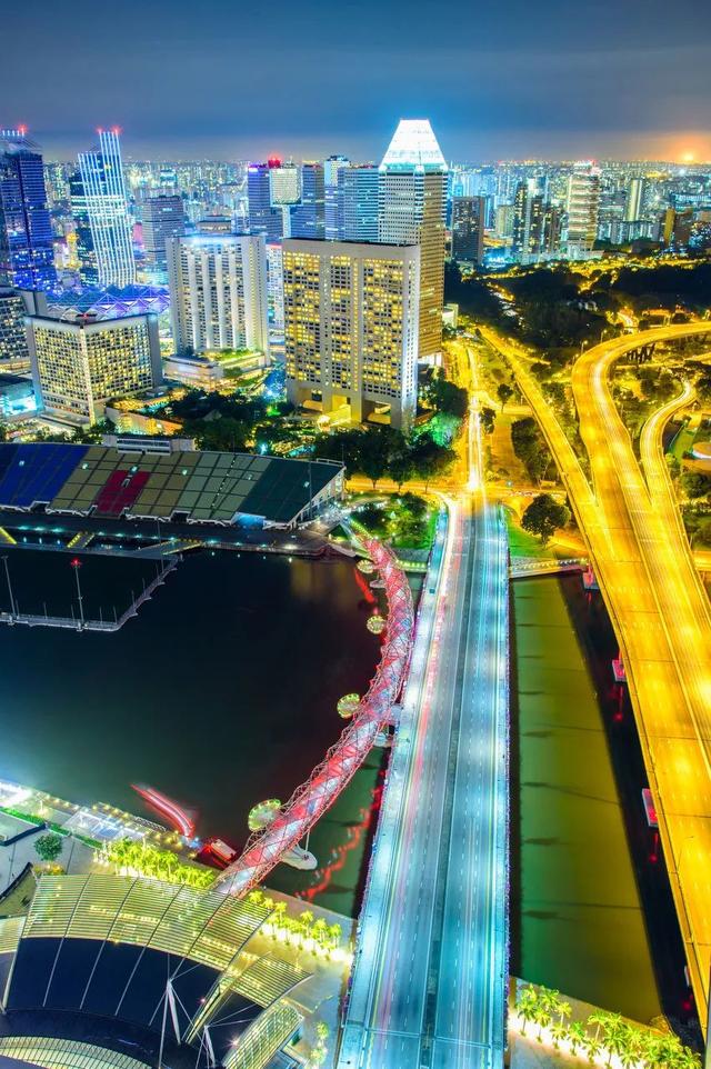 林俊傑做形象大使,周傑倫念念不忘,新加坡有什麽好玩?