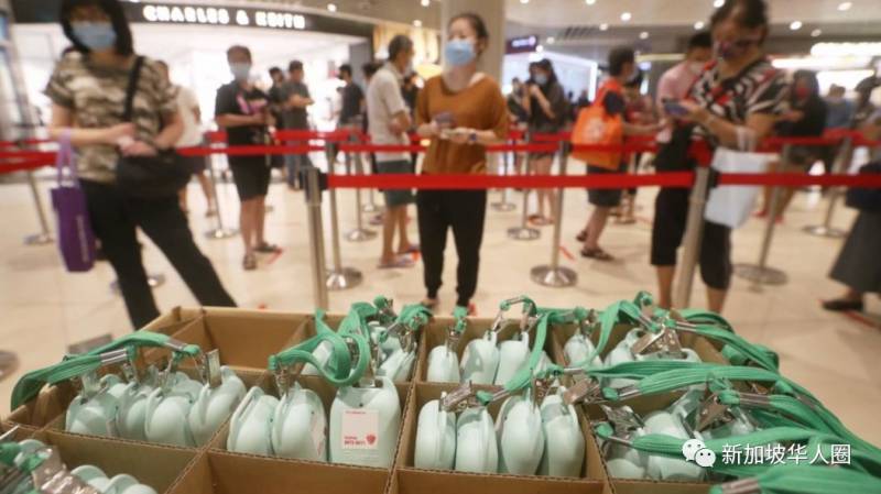 新加坡免費領取“合力追蹤”便攜器！如不配合防疫或禁止進場