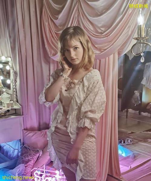 新加坡荷兰混血女孩美到犯规，泡温泉照引400万人围观