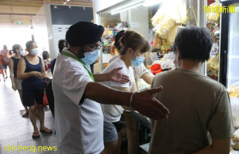 昨天,剛宣布解封後,新加坡朋友圈變成了這樣!