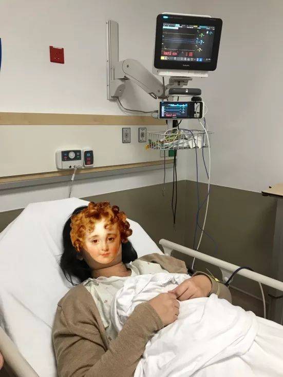 后怕！我在新加坡第一次叫救护车进急诊