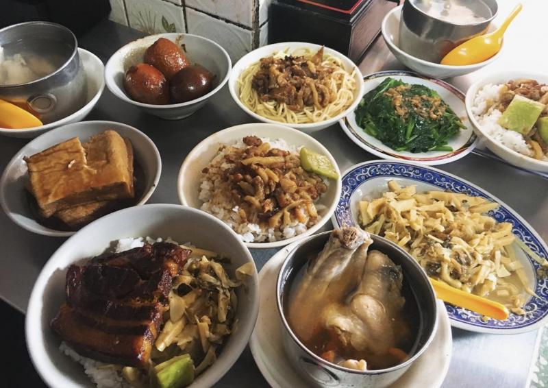 堪称全台五大必吃卤肉饭之一，金峰鲁肉饭来新加坡了