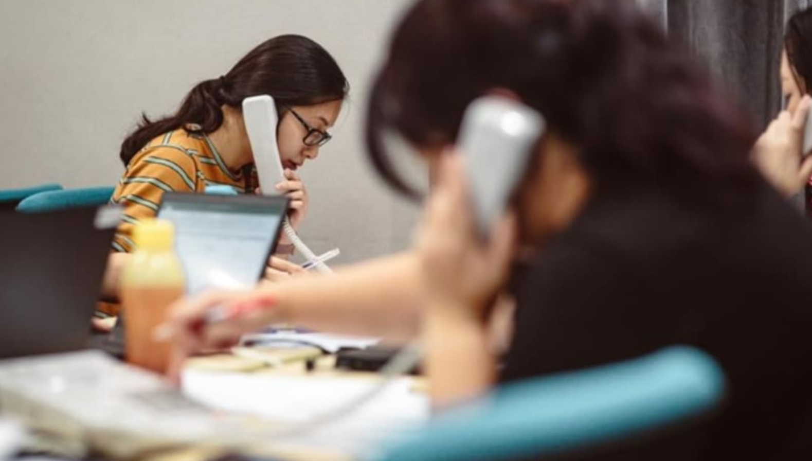 抗击肺炎的幕后英雄：追踪确诊病例接触者团队