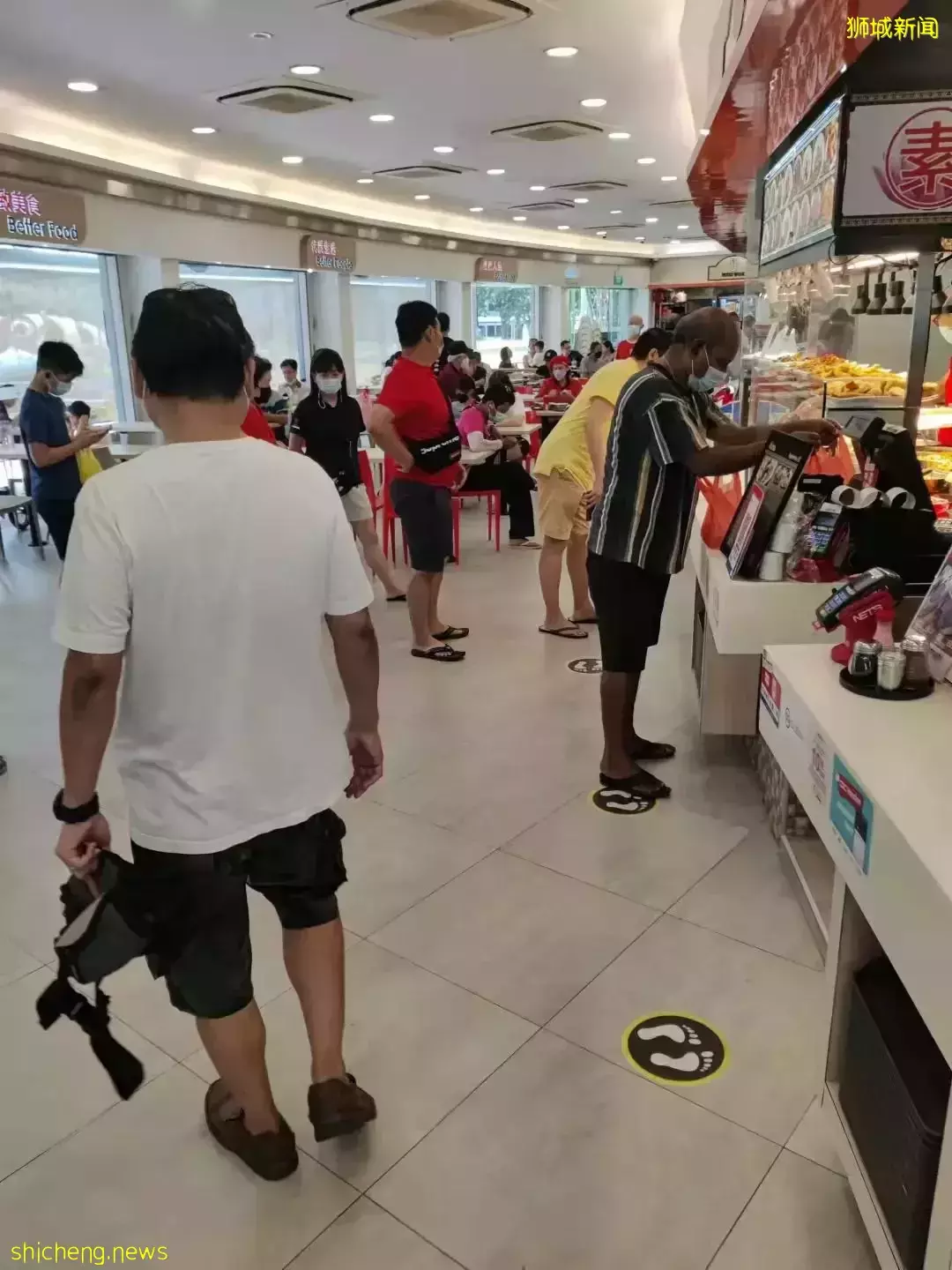 實拍周日的新加坡:商場、景點、食閣到處是人!又一波放寬政策來了