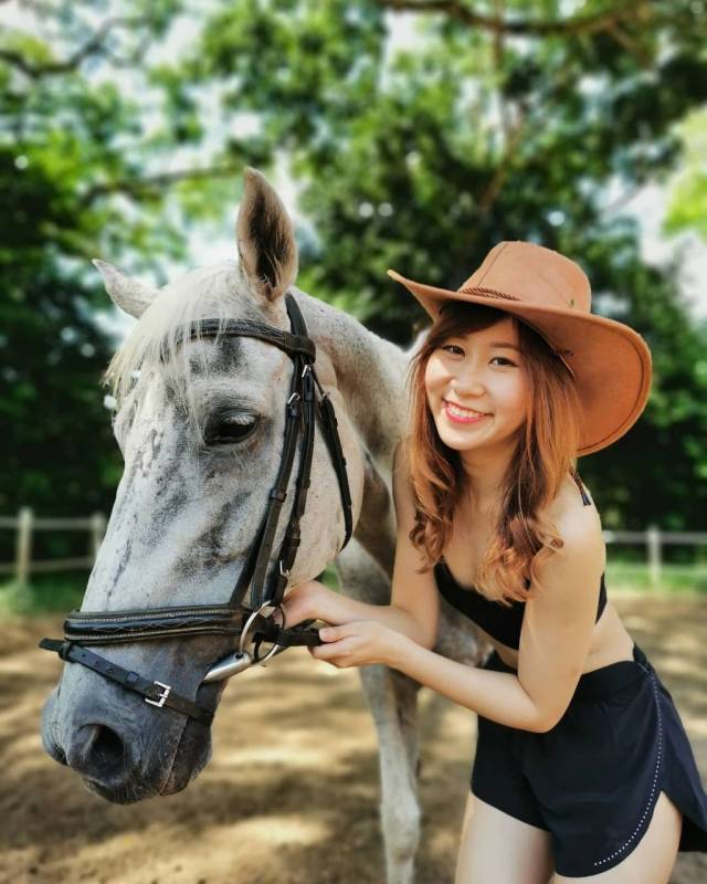 周末新玩法！新加坡騎馬好去處Gallop Stable🐎 一站式體驗活動！走進動物世界騎馬餵小兔🐰🐎