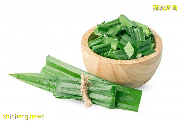 南洋味道丨班兰叶下的美食