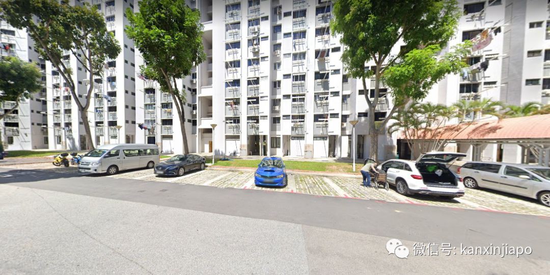 新加坡组屋楼下惊现弃婴,身上带着脐带和血迹!