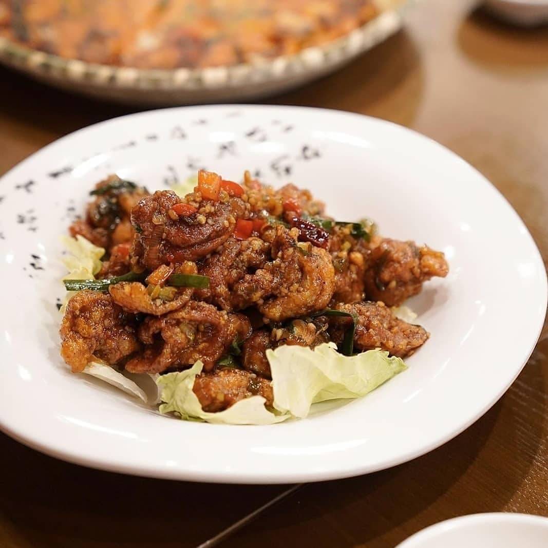 來Itaewon Jjajang嗦面!🍜炸醬面+海鮮面+糖醋肉,將韓劇裏的中華料理搬進現實