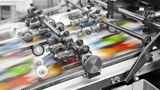 新加坡男子盗用公司打印机做私人生意70次!下月开始坐牢