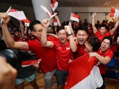 曾戰勝傳奇菲爾普斯的新加坡第一泳將，如今怎麽樣了