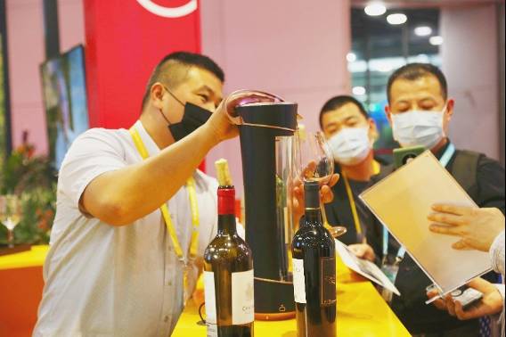 第三屆進博會，中國買家從新加坡買了啥