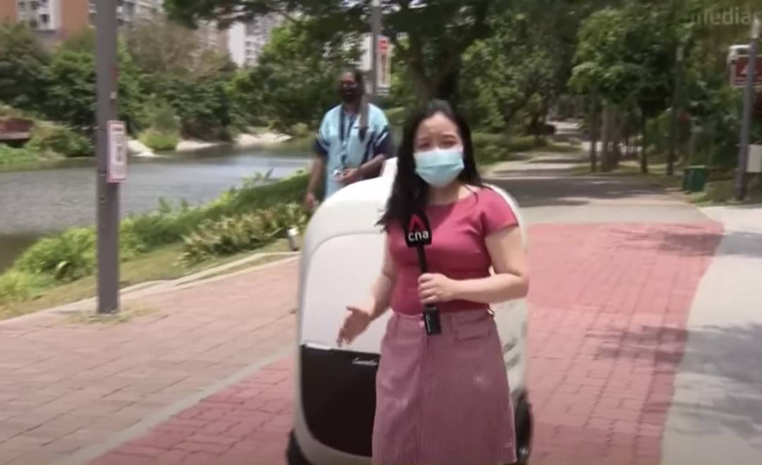 新加坡送貨機器人驚豔全世界！遇人會轉彎、半小時送達！現在免費